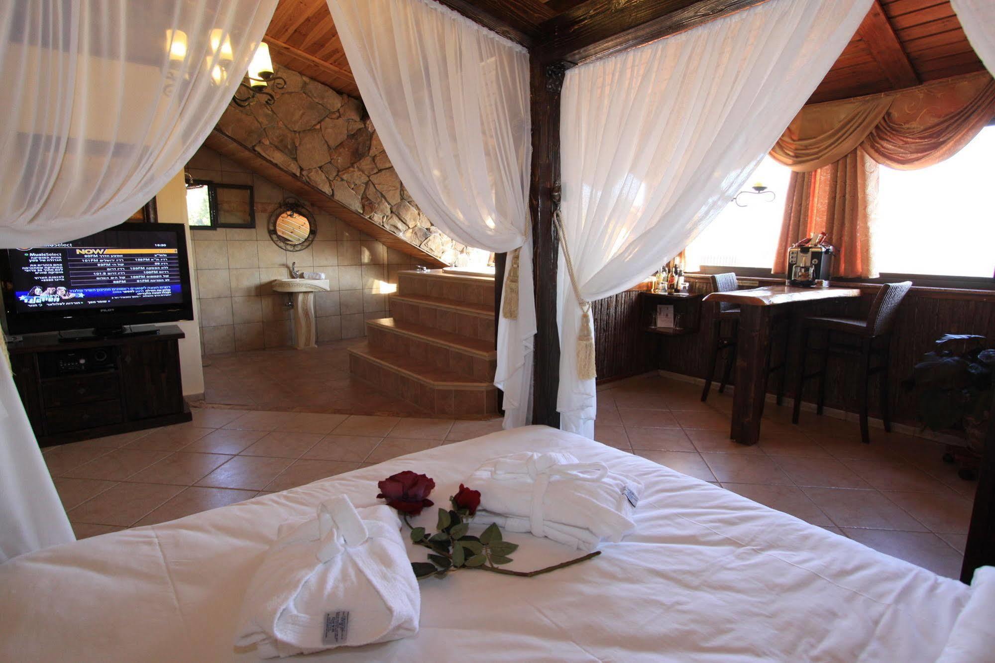 The Pearl Of The Golan - Pnina Bagolan Villa ฮัดเนส ภายนอก รูปภาพ
